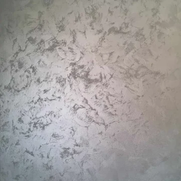 Sahara tehnika često koristi teksturirane boje kako bi stvorila efekat peska ili kamena na zidu koji se preseva na suncu. Dobila je ime po najpoznatijoj afričkoj pustinji na svetu - naziv ove tehnike povezan je sa izgledom peščane ili kamenite površine Sahare.
