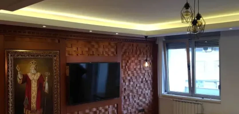 Adaptacija stana - dnevna soba sa LED rasvetom