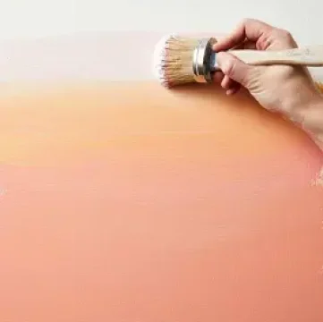 Ova tehnika obično imitira izgled zalaska sunca na zidu (sunset na engleskom doslovce znači "zalazak sunca"), često kombinujući nijanse toplih boja poput narandžaste, žute i crvene.